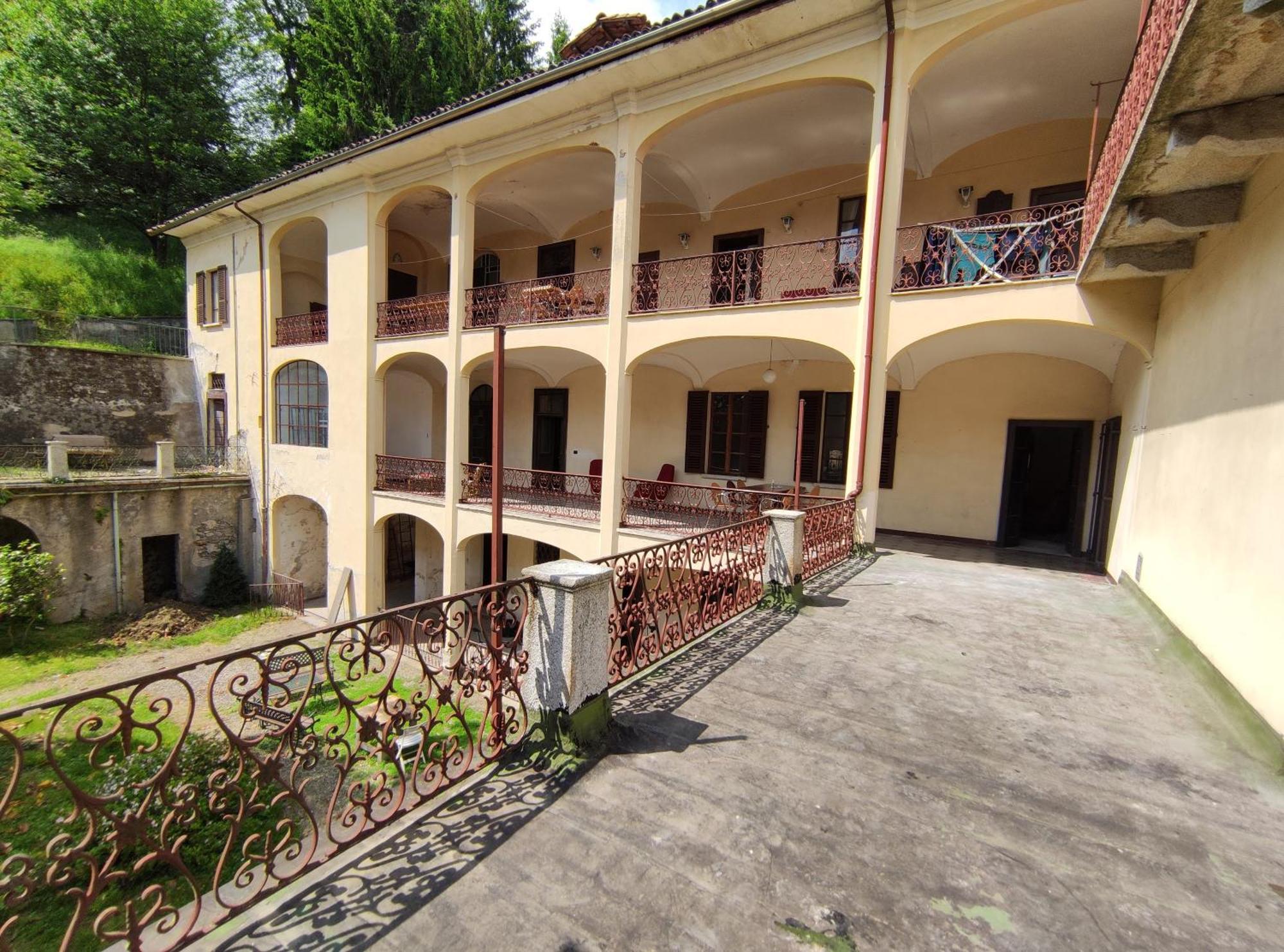 Casa Valduggia Bed & Breakfast Exterior photo